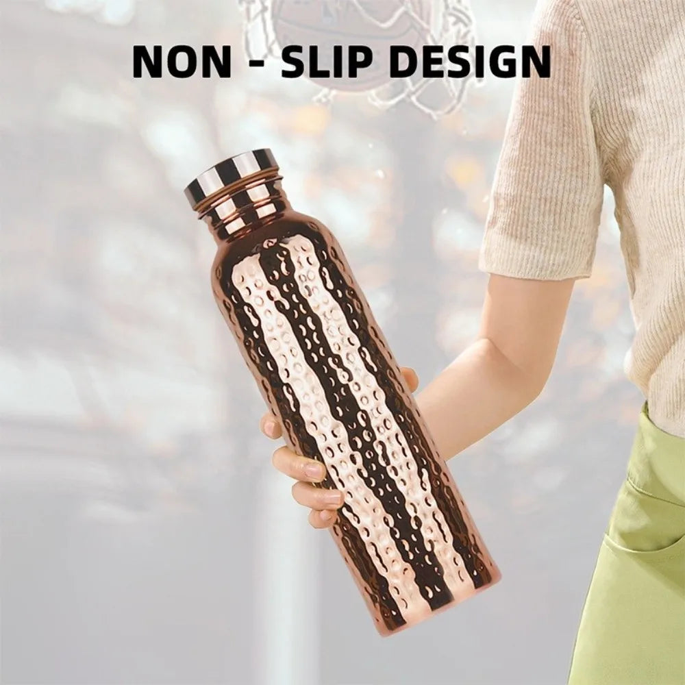 800ML Copper Water Bottle Anti-Slip Silicone Base One-Click Open Lid Hammer Pattern Bottle Thermal Insulation